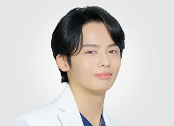 品川美容外科 牧野 竜生