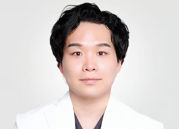 品川美容外科 山浦 暢晃